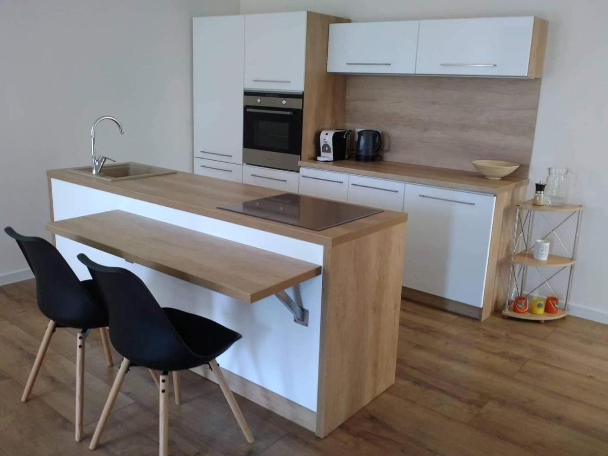 Slnecny Apartmanovy Dom Oslany Exterior foto