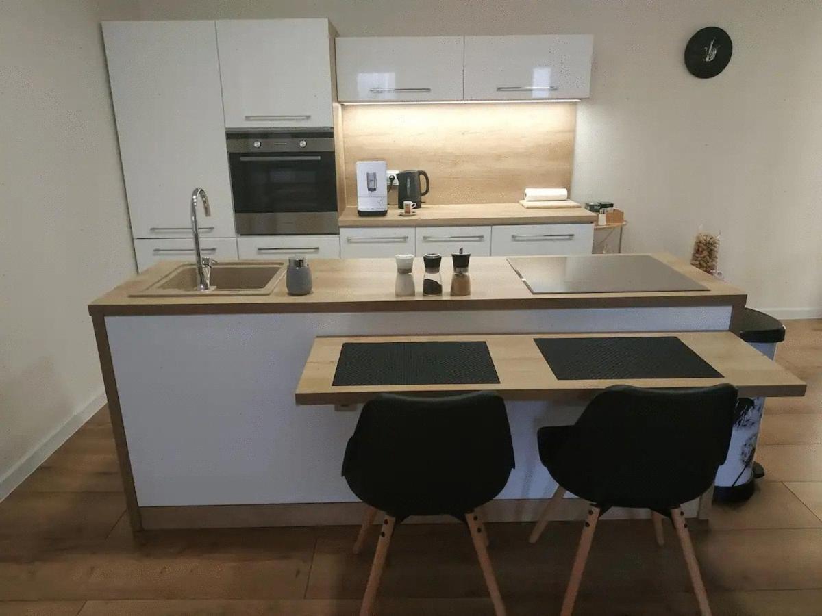Slnecny Apartmanovy Dom Oslany Exterior foto
